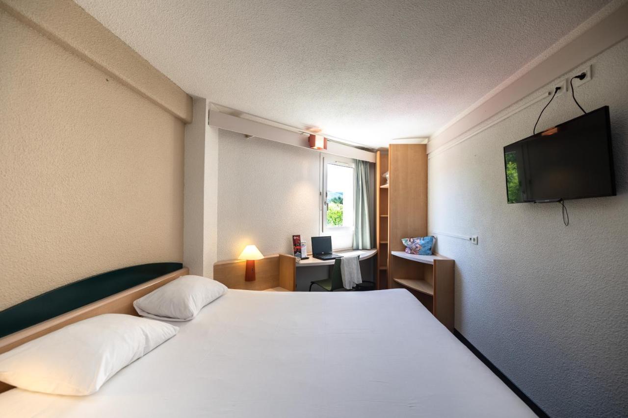 Hotel Ibis Отён Экстерьер фото