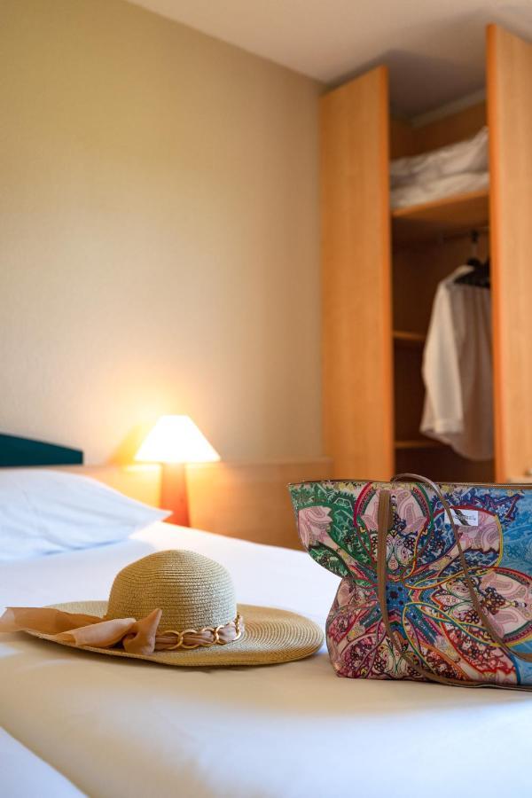 Hotel Ibis Отён Экстерьер фото